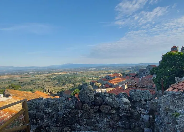 Lugar Sao Salvador De Semesterbostad