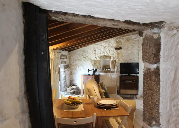 Semesterbostad Lugar Sao Salvador De Monsanto